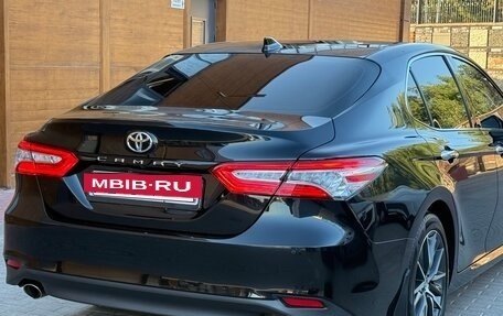 Toyota Camry, 2023 год, 3 400 000 рублей, 6 фотография