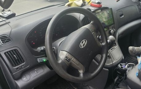 Hyundai Grand Starex Grand Starex I рестайлинг 2, 2011 год, 12 фотография