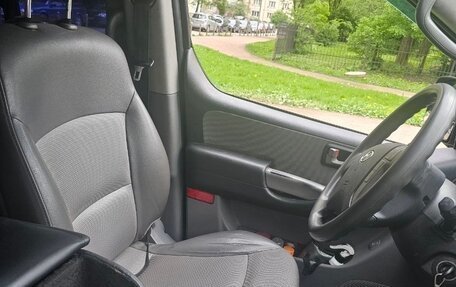 Hyundai Grand Starex Grand Starex I рестайлинг 2, 2011 год, 17 фотография