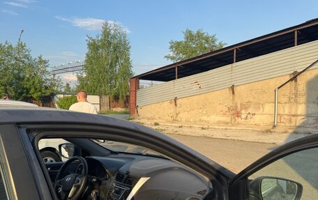 Hyundai Solaris II рестайлинг, 2015 год, 570 000 рублей, 5 фотография