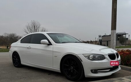 BMW 3 серия, 2011 год, 1 700 000 рублей, 3 фотография