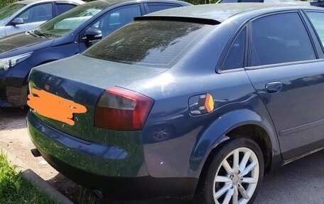 Audi A4, 2004 год, 450 000 рублей, 3 фотография
