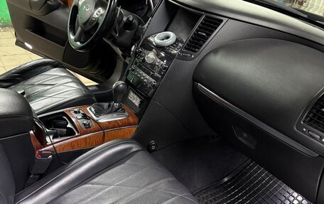 Infiniti FX II, 2013 год, 2 250 000 рублей, 11 фотография