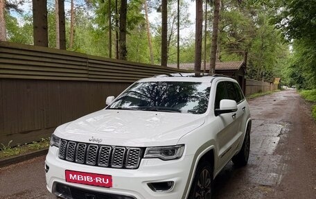 Jeep Grand Cherokee, 2018 год, 4 250 000 рублей, 1 фотография