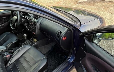 Mitsubishi Carisma I, 2003 год, 500 000 рублей, 7 фотография