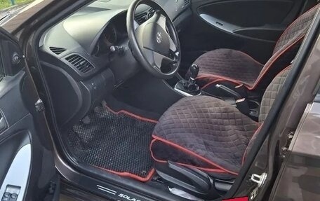 Hyundai Solaris II рестайлинг, 2015 год, 790 000 рублей, 5 фотография