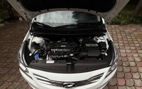 Hyundai Solaris II рестайлинг, 2015 год, 1 250 000 рублей, 11 фотография