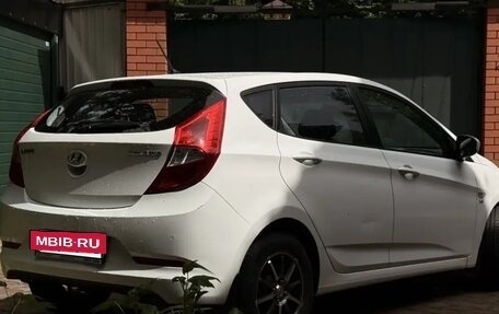 Hyundai Solaris II рестайлинг, 2015 год, 1 250 000 рублей, 3 фотография