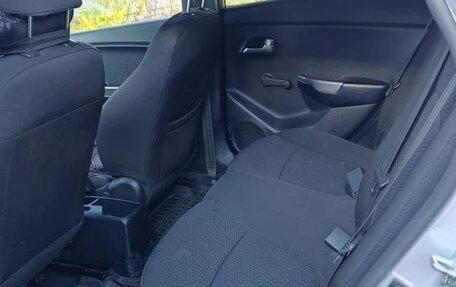 KIA Rio III рестайлинг, 2012 год, 800 000 рублей, 6 фотография