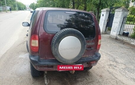 Chevrolet Niva I рестайлинг, 2004 год, 210 000 рублей, 4 фотография