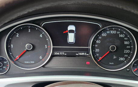 Volkswagen Touareg III, 2013 год, 1 950 000 рублей, 7 фотография