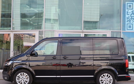 Volkswagen Multivan T6 рестайлинг, 2022 год, 6 350 000 рублей, 5 фотография