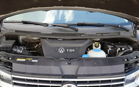 Volkswagen Multivan T6 рестайлинг, 2022 год, 6 350 000 рублей, 20 фотография
