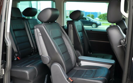 Volkswagen Multivan T6 рестайлинг, 2022 год, 6 350 000 рублей, 17 фотография