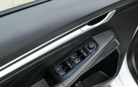 Geely Emgrand, 2023 год, 1 624 000 рублей, 19 фотография