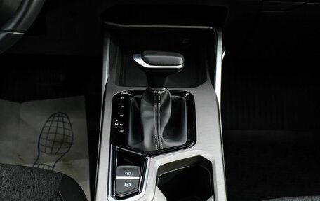 Geely Emgrand, 2023 год, 1 624 000 рублей, 18 фотография