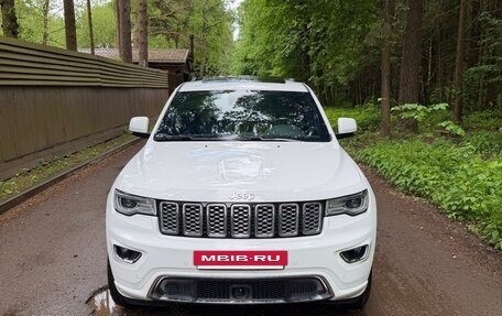Jeep Grand Cherokee, 2018 год, 4 250 000 рублей, 6 фотография