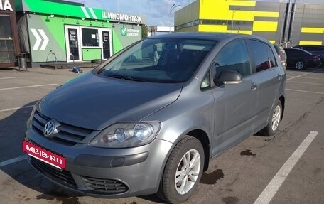 Volkswagen Golf Plus I, 2006 год, 850 000 рублей, 2 фотография