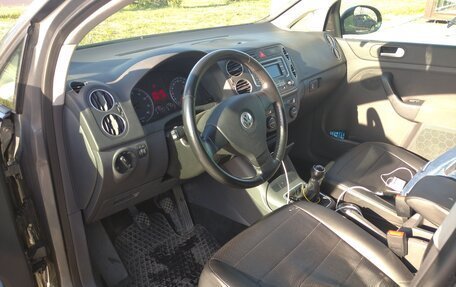 Volkswagen Golf Plus I, 2006 год, 850 000 рублей, 6 фотография