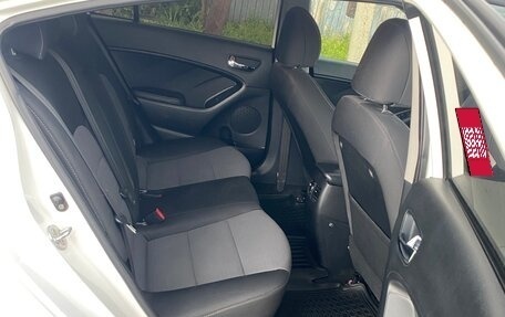 KIA Cerato III, 2013 год, 900 000 рублей, 6 фотография