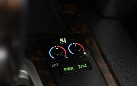 Toyota Land Cruiser 200, 2013 год, 4 599 000 рублей, 11 фотография