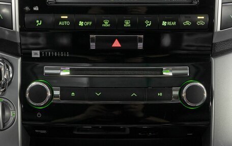 Toyota Land Cruiser 200, 2013 год, 4 599 000 рублей, 24 фотография