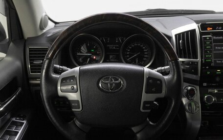 Toyota Land Cruiser 200, 2013 год, 4 599 000 рублей, 22 фотография