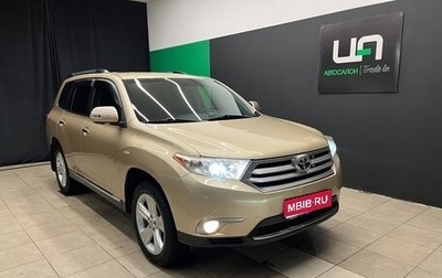 Toyota Highlander III, 2011 год, 1 950 000 рублей, 1 фотография