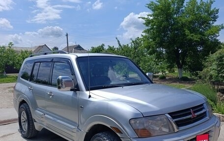 Mitsubishi Montero III, 2000 год, 700 000 рублей, 1 фотография