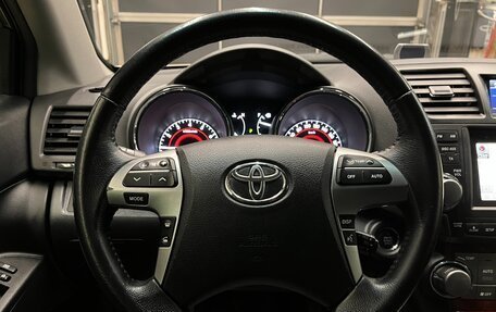 Toyota Highlander III, 2011 год, 1 950 000 рублей, 23 фотография