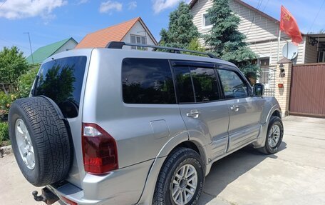 Mitsubishi Montero III, 2000 год, 700 000 рублей, 2 фотография