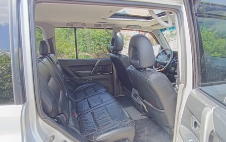 Mitsubishi Montero III, 2000 год, 700 000 рублей, 10 фотография