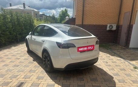 Tesla Model Y I, 2023 год, 5 500 рублей, 3 фотография