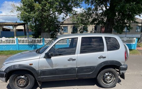 Chevrolet Niva I рестайлинг, 2005 год, 190 000 рублей, 3 фотография