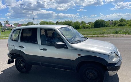 Chevrolet Niva I рестайлинг, 2005 год, 190 000 рублей, 5 фотография