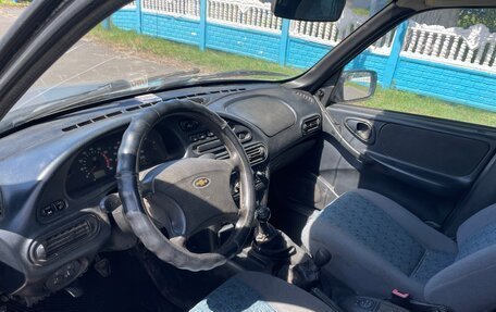 Chevrolet Niva I рестайлинг, 2005 год, 190 000 рублей, 9 фотография