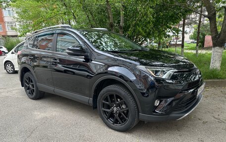 Toyota RAV4, 2018 год, 2 950 000 рублей, 3 фотография