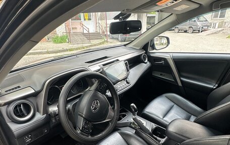 Toyota RAV4, 2018 год, 2 950 000 рублей, 8 фотография