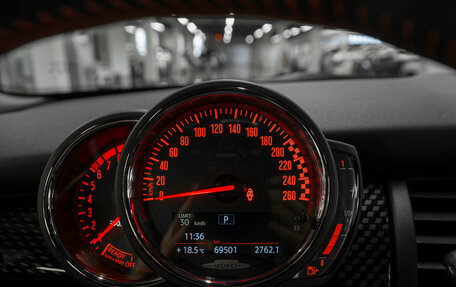 MINI Hatch, 2019 год, 3 050 000 рублей, 11 фотография