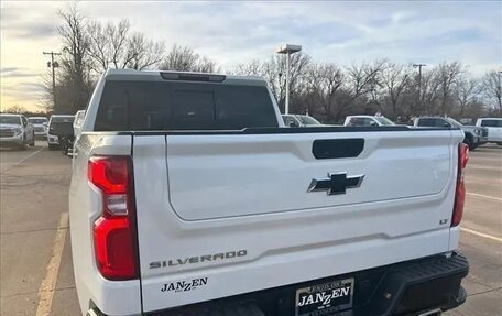 Chevrolet Silverado, 2022 год, 6 987 640 рублей, 5 фотография