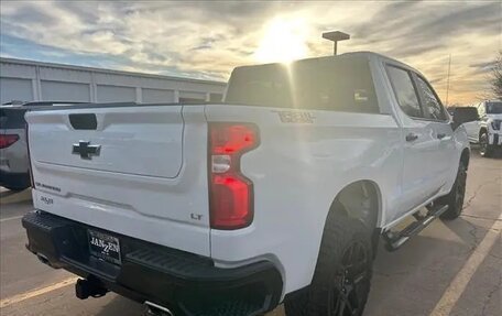 Chevrolet Silverado, 2022 год, 6 987 640 рублей, 4 фотография