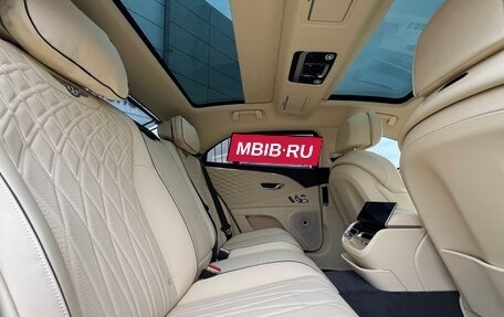 Bentley Flying Spur, 2021 год, 29 000 000 рублей, 5 фотография