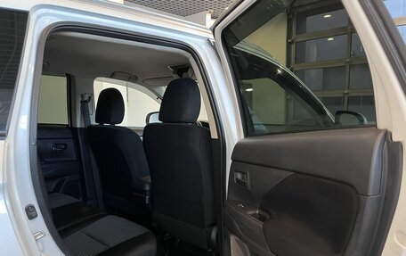 Mitsubishi Outlander III рестайлинг 3, 2015 год, 1 720 000 рублей, 15 фотография