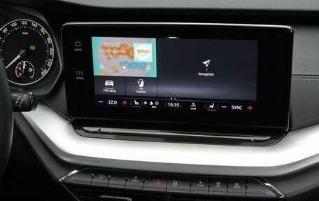 Skoda Octavia IV, 2022 год, 2 300 888 рублей, 11 фотография