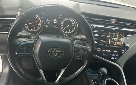Toyota Camry, 2020 год, 3 050 000 рублей, 11 фотография