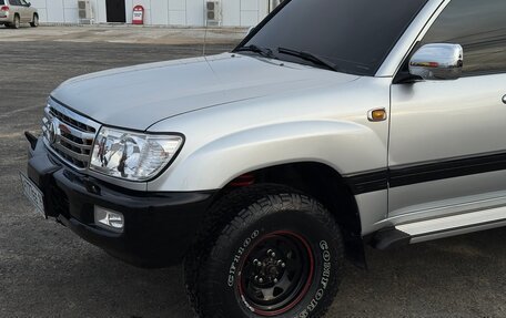 Toyota Land Cruiser 100 рестайлинг 2, 2006 год, 3 750 000 рублей, 13 фотография