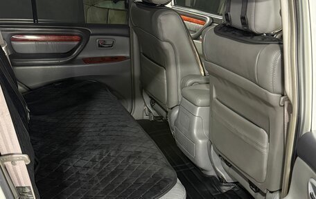 Toyota Land Cruiser 100 рестайлинг 2, 2006 год, 3 750 000 рублей, 20 фотография