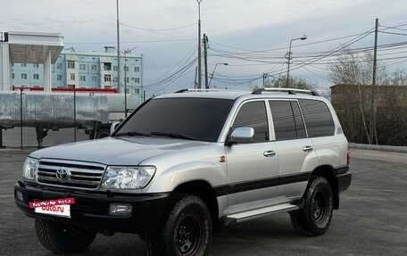 Toyota Land Cruiser 100 рестайлинг 2, 2006 год, 3 750 000 рублей, 16 фотография