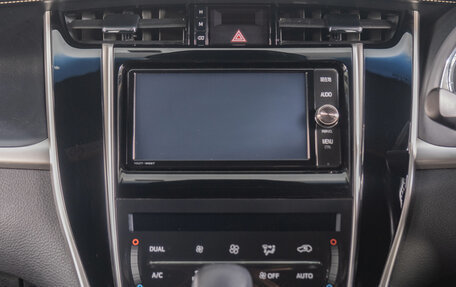 Toyota Harrier, 2017 год, 2 699 000 рублей, 15 фотография