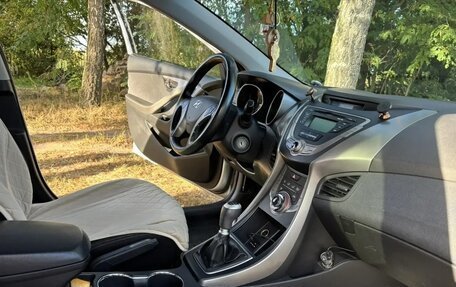 Hyundai Elantra V, 2012 год, 1 150 000 рублей, 5 фотография